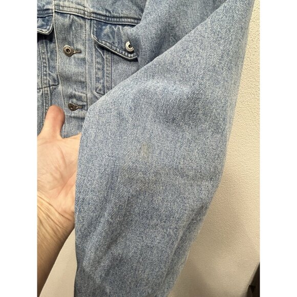 VGT Wrangler Hero Denim Trucker Jacket Men Size Large Blue Vintage - Picture 7 of 9